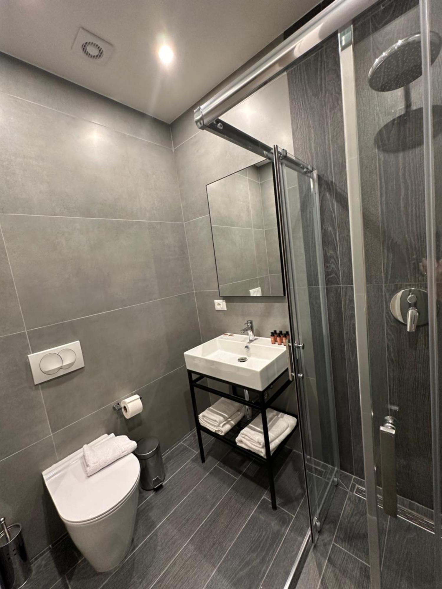 Split Rooftop Suites Durrës Exteriér fotografie